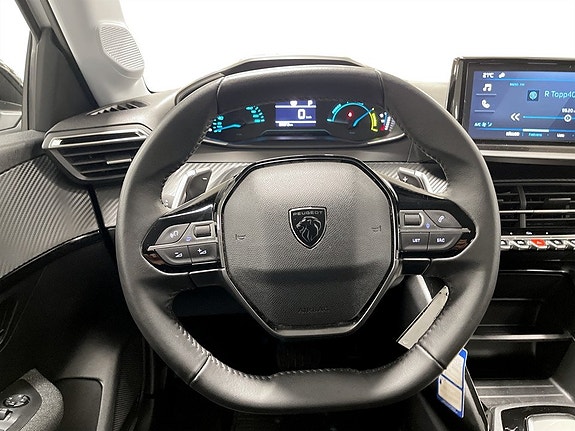 Peugeot 208 7 of 15
