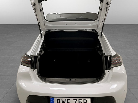 Peugeot 208 15 of 15