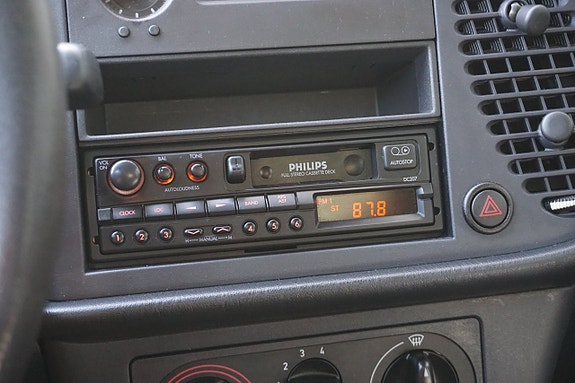 Saab 900 30 of 30