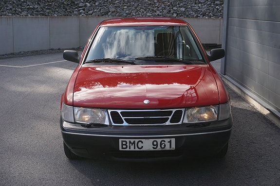 Saab 900 3 of 30