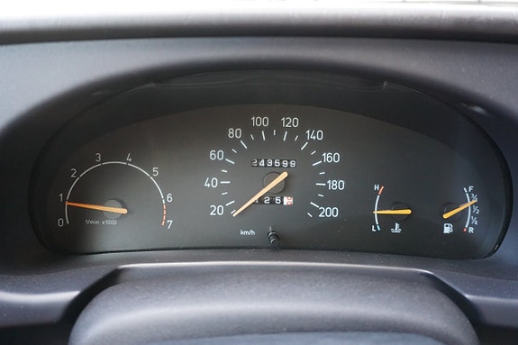 Saab 900 29 of 30