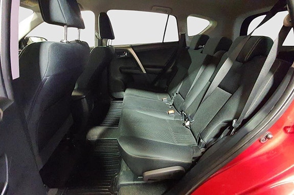 Toyota RAV4 18 of 22