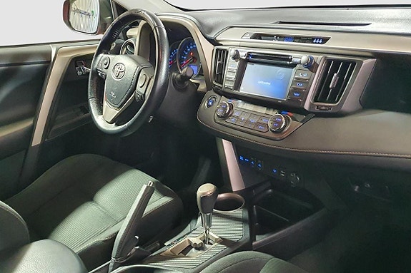 Toyota RAV4 15 of 22