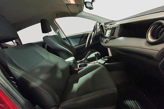 Toyota RAV4 16 of 22