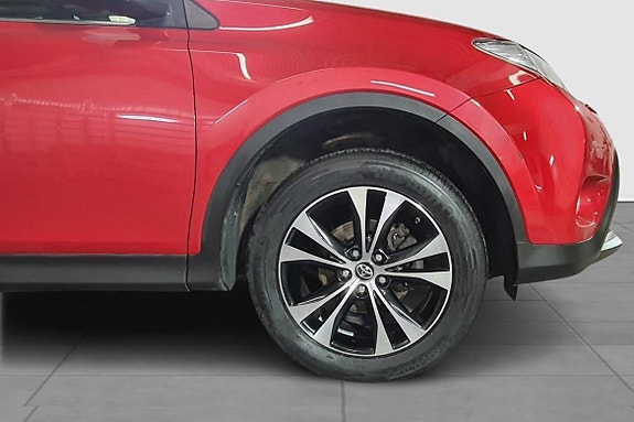 Toyota RAV4 12 of 22