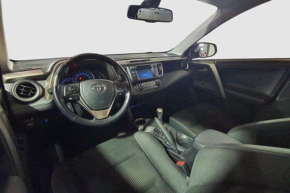 Toyota RAV4 14 of 22