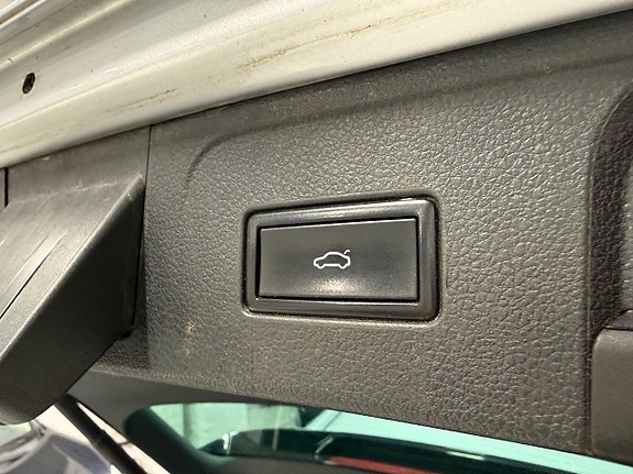 Volkswagen Passat 17 of 17