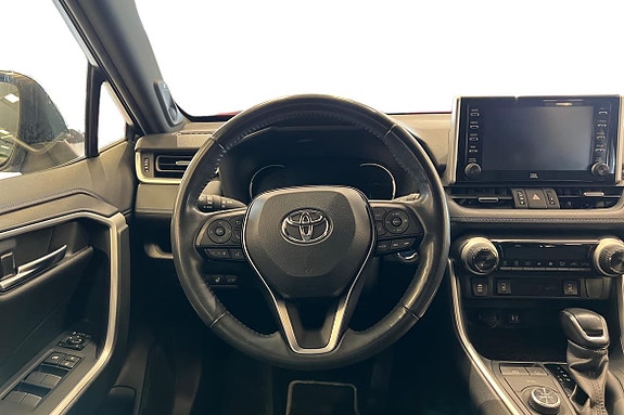 Toyota RAV4 11 of 24