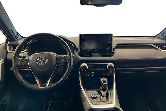Toyota RAV4 10 of 24