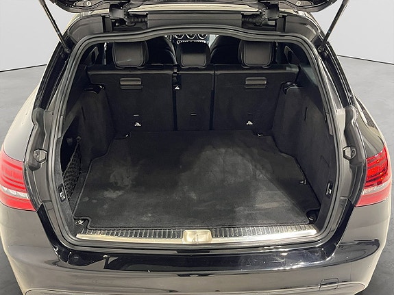 Mercedes-Benz C220 11 of 22