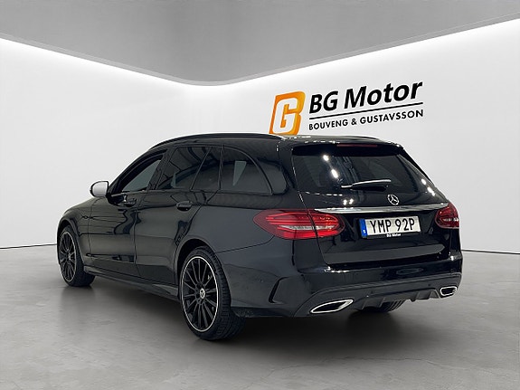 Mercedes-Benz C220 6 of 22
