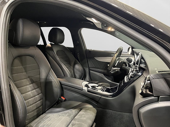 Mercedes-Benz C220 9 of 22