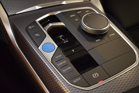 BMW i4 11 of 21