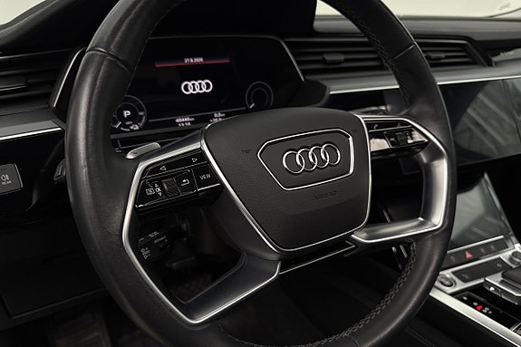Audi Q8 18 of 24