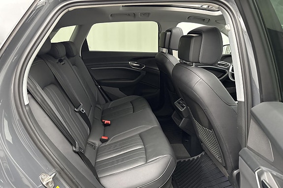 Audi Q8 9 of 24