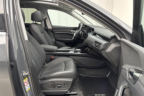 Audi Q8 8 of 24