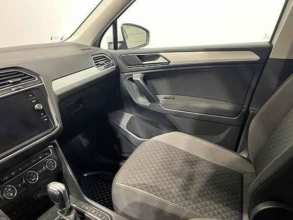 Volkswagen Tiguan 15 of 21