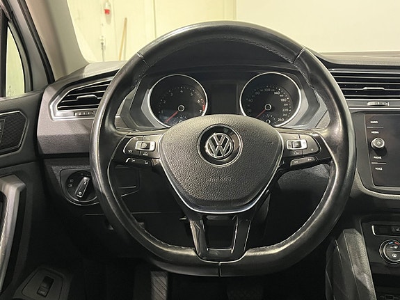 Volkswagen Tiguan 13 of 21
