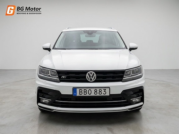 Volkswagen Tiguan 2 of 21