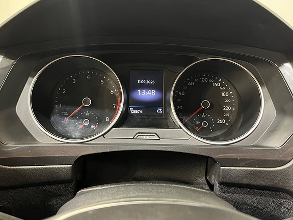 Volkswagen Tiguan 14 of 21