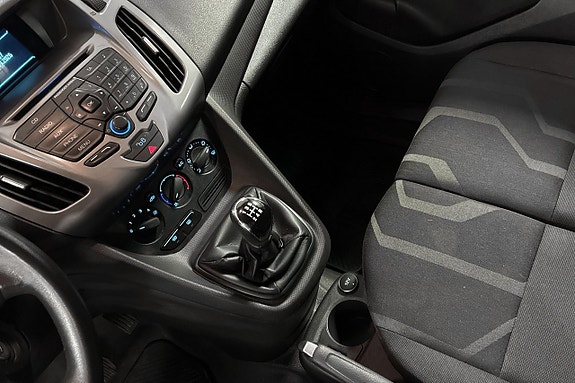 Ford Transit Connect 21 of 25