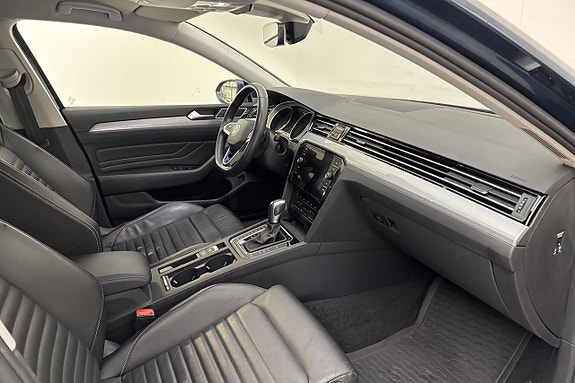 Volkswagen Passat 8 of 18
