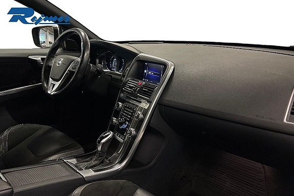 Volvo XC60 5 of 19