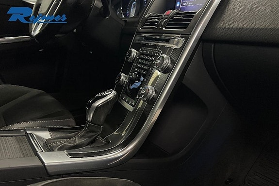 Volvo XC60 19 of 19
