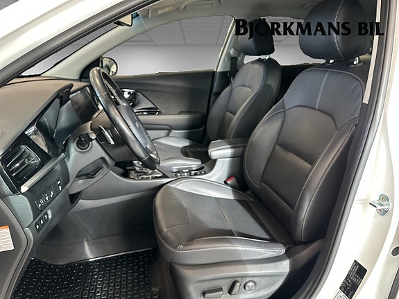 Kia Niro 8 of 15