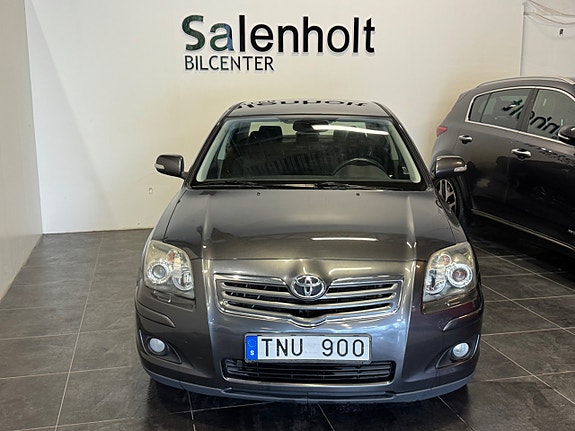 Toyota Avensis 5 of 24
