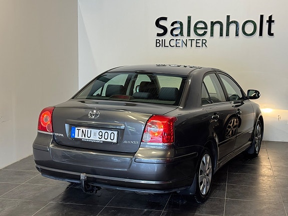 Toyota Avensis 6 of 24