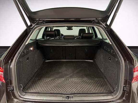 Skoda Superb 10 of 21