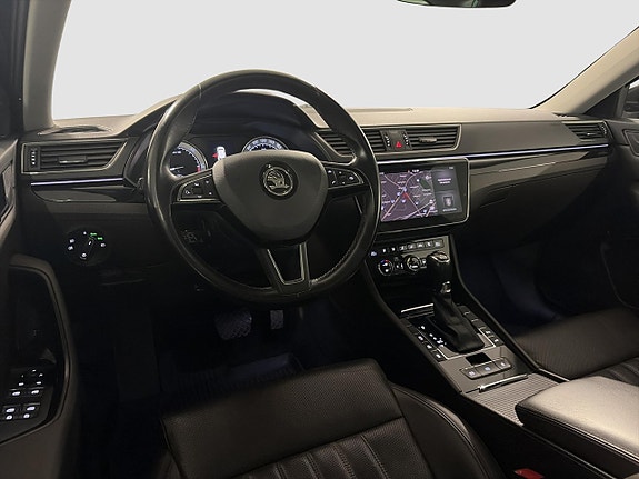 Skoda Superb 12 of 21