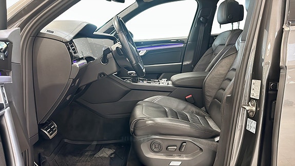 Volkswagen Touareg 14 of 25