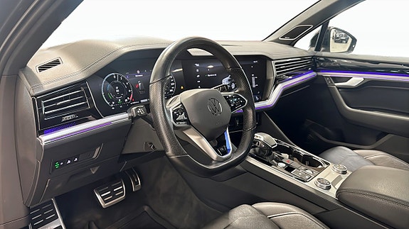 Volkswagen Touareg 17 of 25