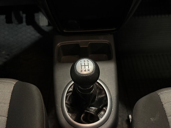 Suzuki SX4 17 of 21