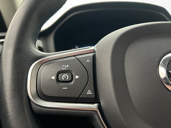 Volvo V60 14 of 30
