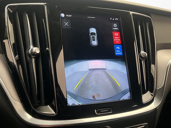 Volvo V60 18 of 30