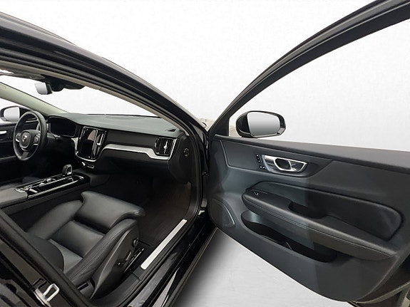 Volvo V60 28 of 30