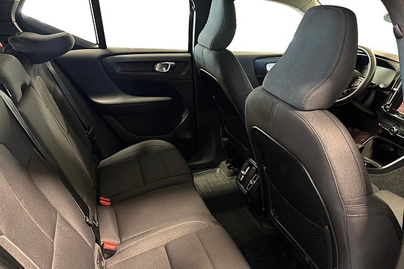 Volvo XC40 23 of 27