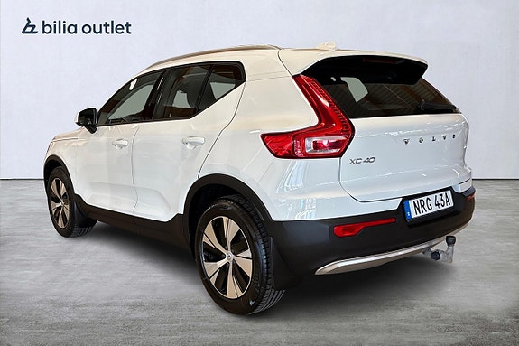 Volvo XC40 7 of 27