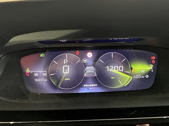 Peugeot 408 8 of 18