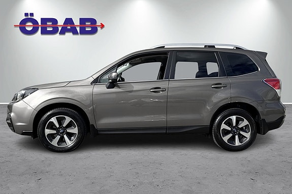 Subaru Forester 4 of 12