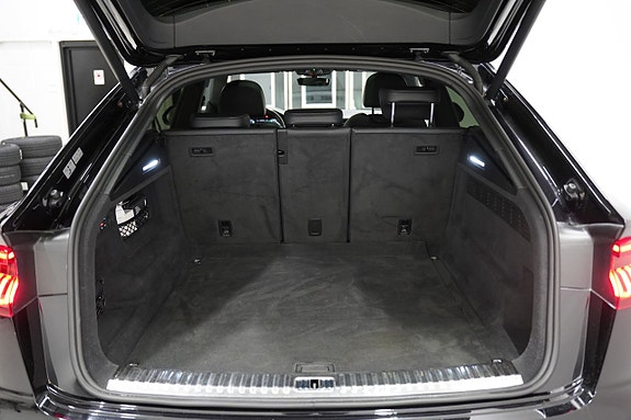 Audi Q8 28 of 30