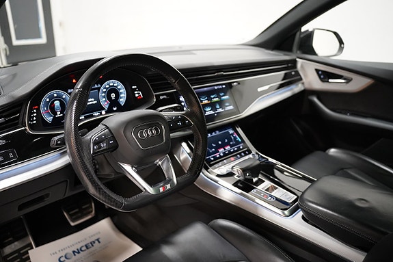 Audi Q8 9 of 30