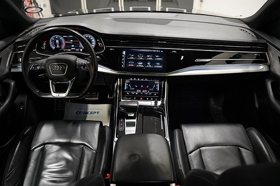 Audi Q8 16 of 30