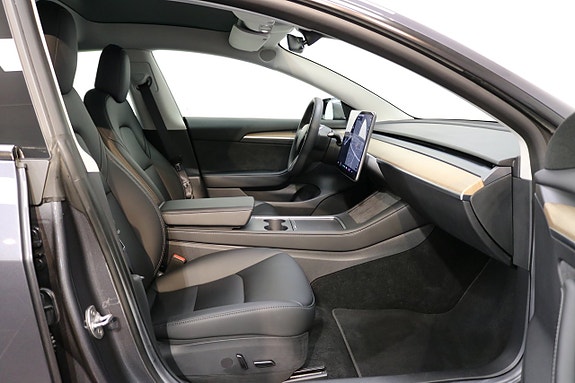 Tesla Model 3 12 of 24