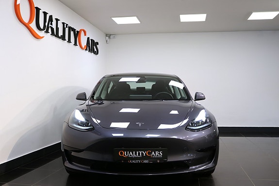 Tesla Model 3 5 of 24