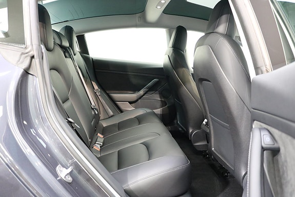 Tesla Model 3 15 of 24