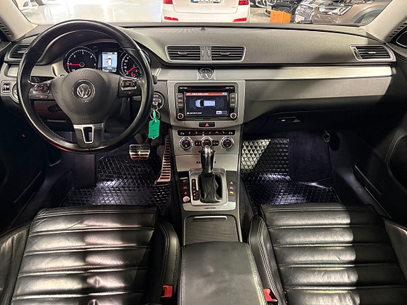 Volkswagen Passat Alltrack 6 of 10